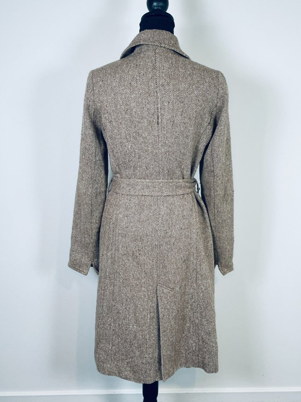 MCM Légère Vintage herringbone belted coat, - Picture 3 of 8